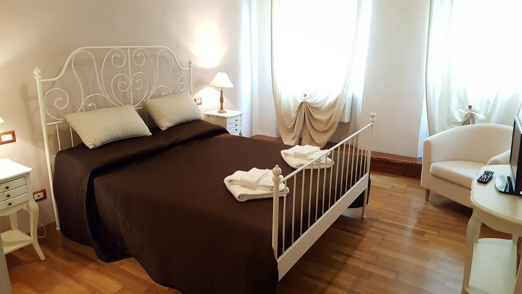 Maison Sara Флоренция Екстериор снимка